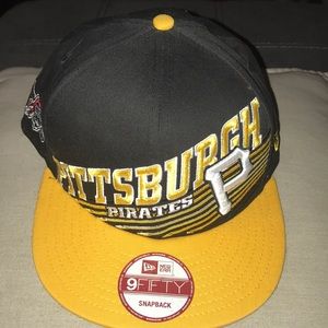 PIRATES SNAPBACK